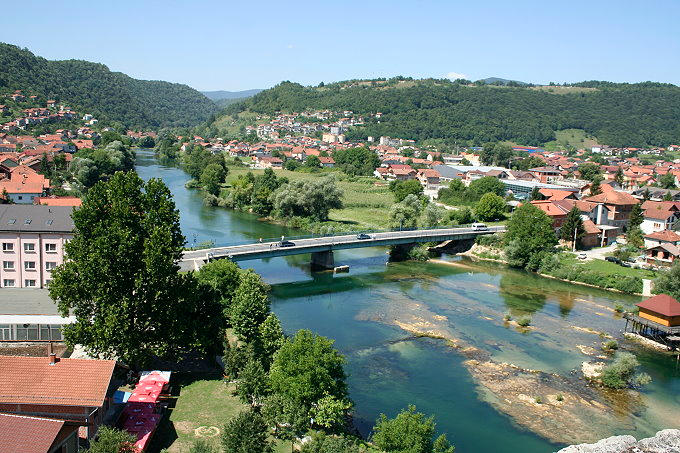 مدينة بوسانسكا كروبا