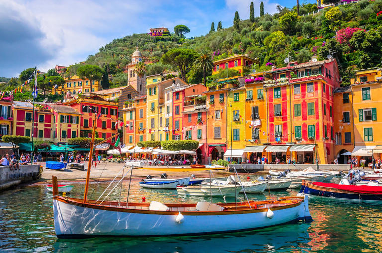 أجمل القرى الملونة في إيطاليا