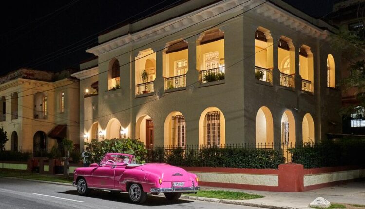 مدينة الألوان الكلاسيكية "هافانا"