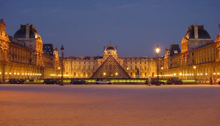 أكبر القصور التاريخية