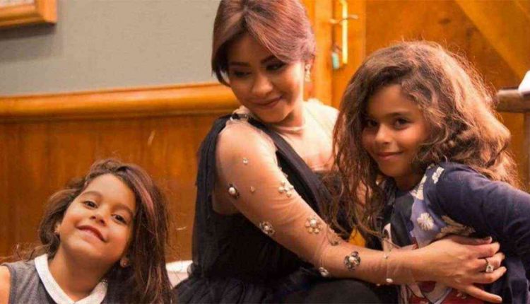 ابنة الفنانة شيرين عبد الوهاب