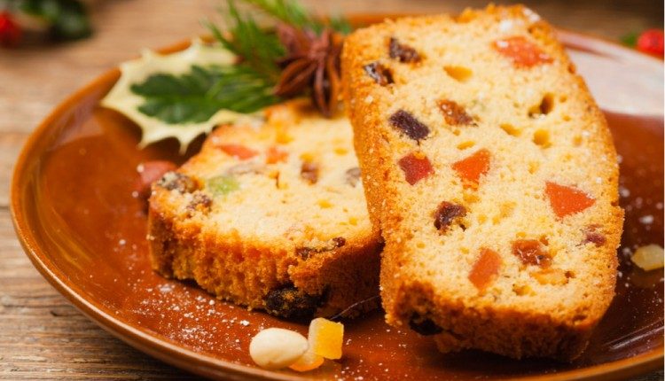 كيك الفواكه المجففة