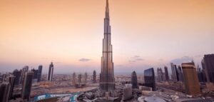 ما هو اطول برج في العالم وكم طوله؟