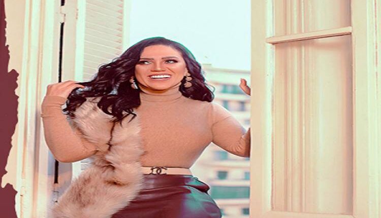 مي فاروق تطرح كليب "آه يا طير" من إخراج بتول عرفة