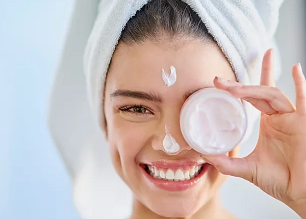 ازالة الرؤوس السوداء نهائياً بقناع الملح والحليب والزبادي