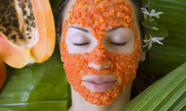 البابايا والكركم لإزالة شعر الوجه