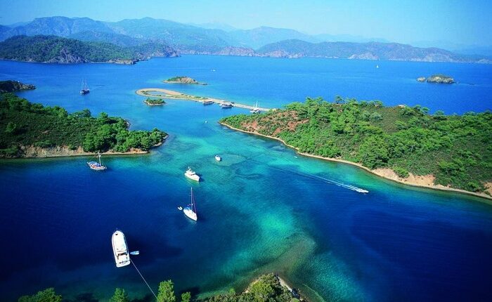 جزيرة الاميرات في تركيا