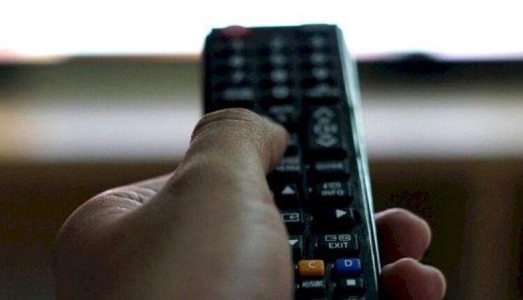 قصة مسلسل لا تترك يدي