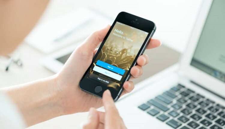 تجربة جديدة توضح إن كان الهاتف يتنصت عليك أم لا