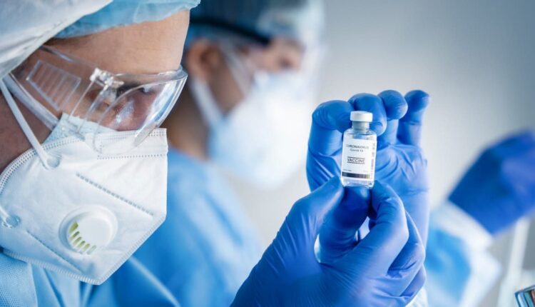 بعد تراجع فيروس كورونا.. يعود المتحور دلتا ليهدد العالم من جديد