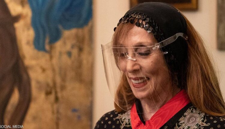 بعد طول انتظار فيروز تطل على جمهورها بصورة تجمعها مع أبنتها