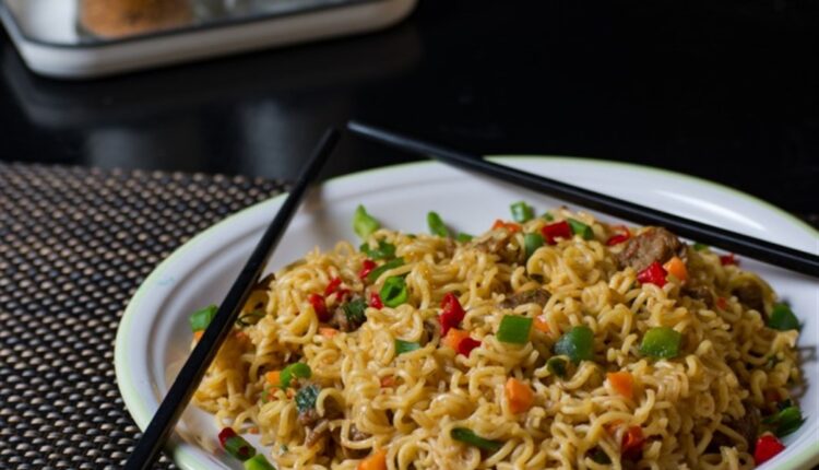 تعرفي على سر تطبيق الشعرية سريعة التحضير في المنزل