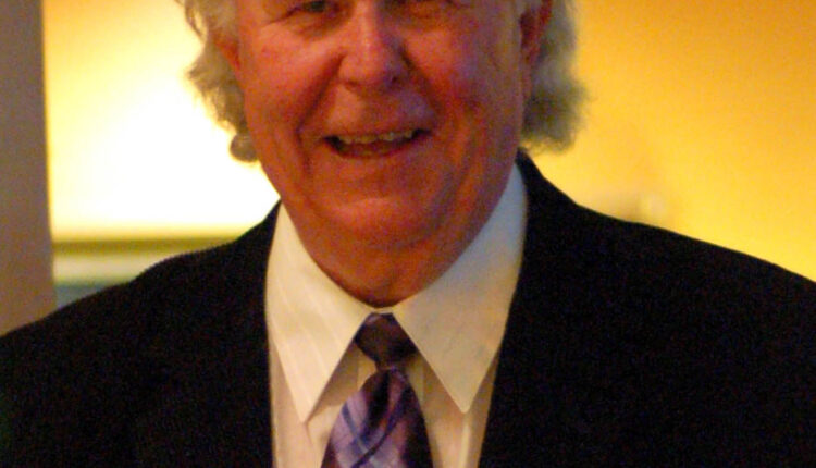 وفاة أحد مرشحي جائزة الأوسكار عن عمر يناهز 83 عاما