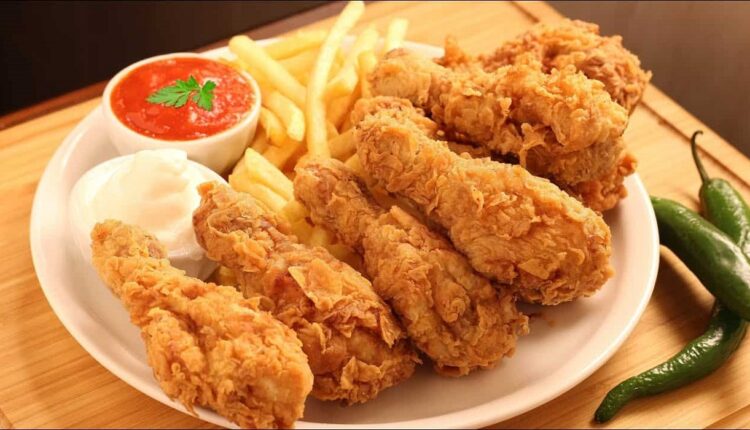 تعلمي كيف تحضرين الدجاج المقرمش "البروستيد" مثل المطاعم لعائلتك