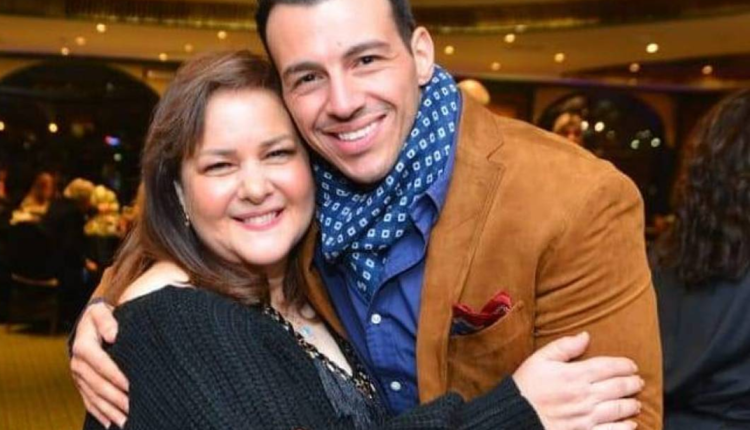 رامي رضوان.. يوضح مخاوفه حول الحالة الصحية للفنانة دلال عبد العزيز