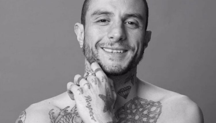 تامر حسني.. ينهي الخلاف بين أحمد الفيشاوي والإعلامي عمرو أديب