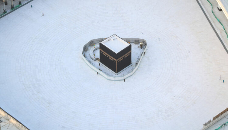 المملكة السعودية تعلن فتح باب العمرة.. وأنباء حول عدم تمكن المصريين منها