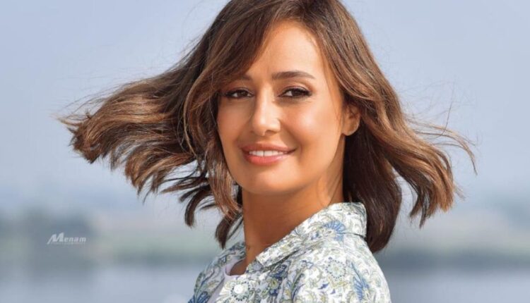 تعليق ناري من والد حلا شيحة ضدها.. بعد تصريحاتها ضد تامر حسني