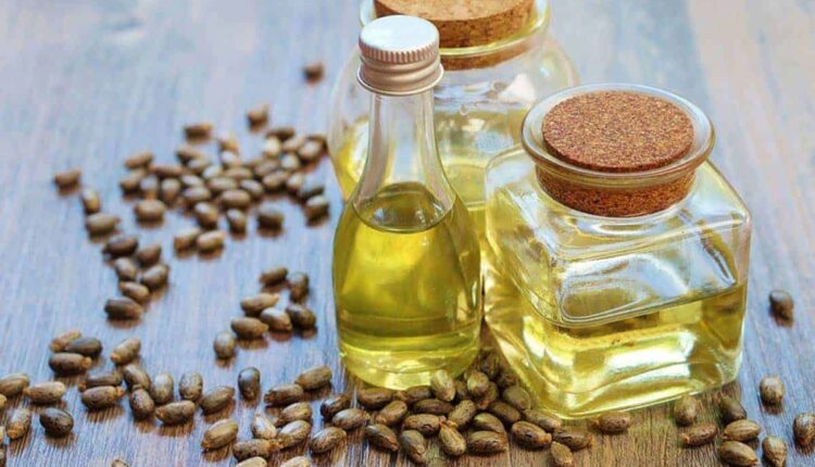 تعرفي على وصفات وفوائد زيت الخروع لشعر طويل