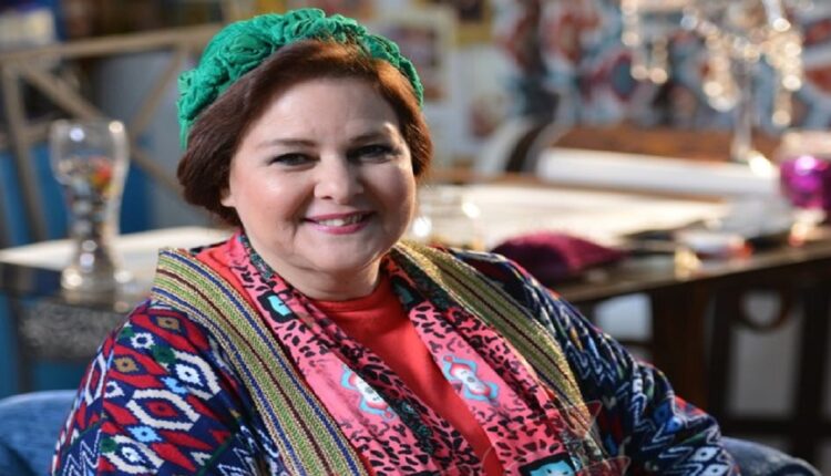 تعرف على حقيقة أشاعة وفاة الفنانة دلال عبد العزيز.. وكيف كان الرد