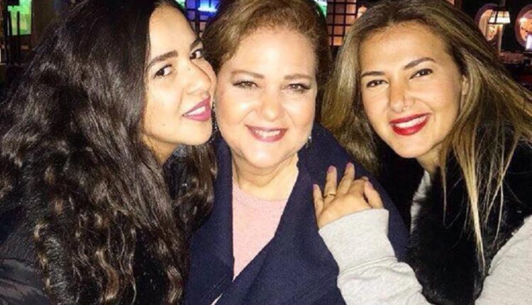 تعرف على أخر تطورات الحالة الصحية ل الفنانة دلال عبد العزيز