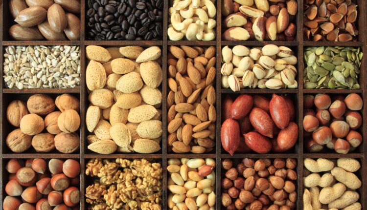 أفضل 6 أطعمة تعمل على منع التجاعيد ومظاهر التقدم في العمر