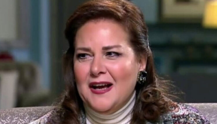 عاجل.. شاهد موعد ومكان جنازة الفنانة الراحلة دلال عبد العزيز