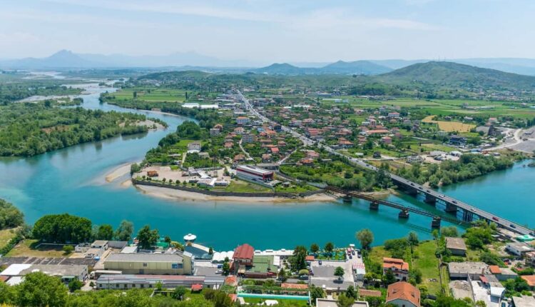 دولة ألبانيا مكان سياحي مناسب للعائلات