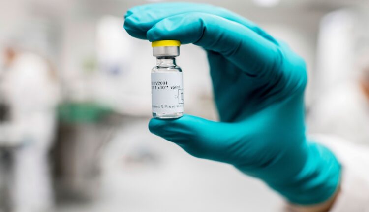 خبراء الصحة "جرعة ثالثة" من اللقاح.. الحل الأمثل للمناعة الضعيفة للوقاية من كورونا