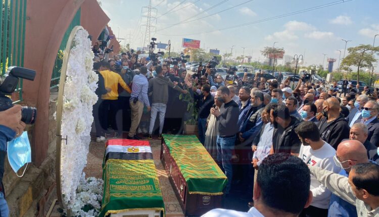 جنازة مهيبة للفنانة سهير البابلي... بحضور جمهور غفير من محبيها