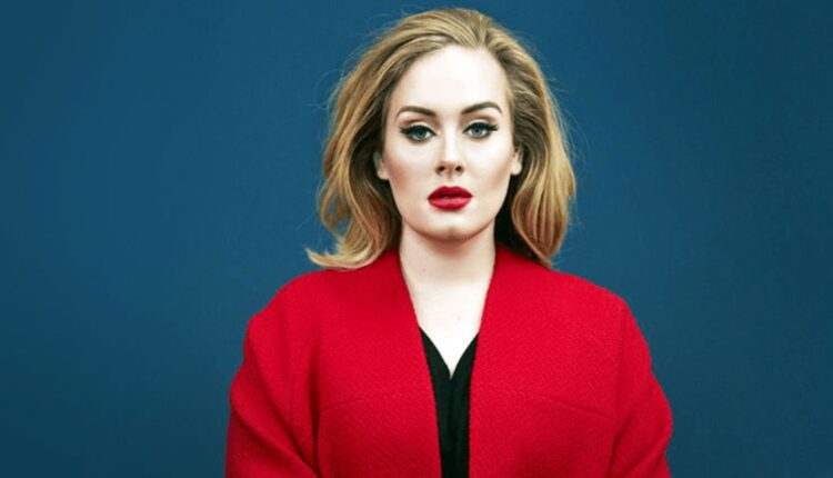 المغنية البريطانية "أديل" تستعرض ألبومها الجديد