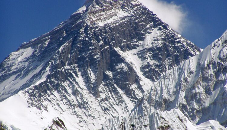 السياحة الجبلية في أشهر جبال لـ عشاق المغامرة