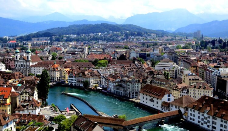 أماكن سياحية في سويسرا لا تفوت زيارتها في الشتاء