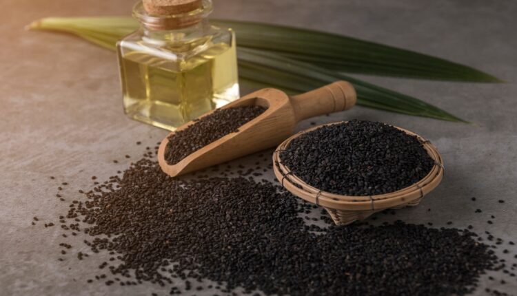زيت بذور السمسم الأسود