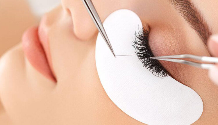 الرموش الاصطناعية