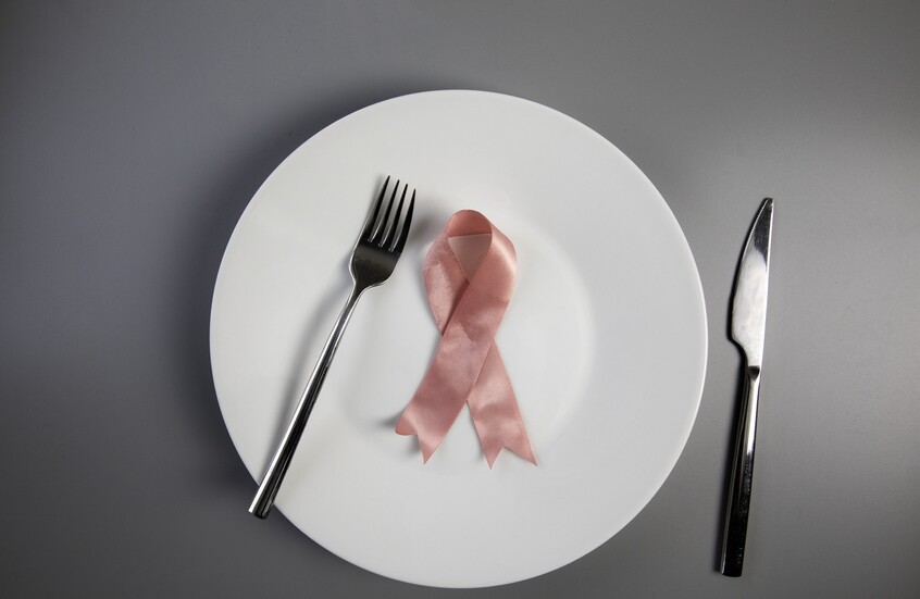 العادات الغذائية ودورها في الوقاية من سرطان الثدي