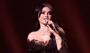 بعد شائعات تبرؤ عائلته منه.. الشاب السعودي الذي ظهر مع هيفاء وهبي يكشف الحقيقة