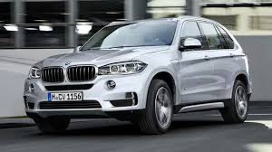 خطر حريق يهدد BMW… وسحب مئات الآلاف من سياراتها عالميًا