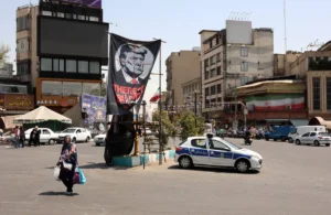 بزشكيان يرفض الحرب ويدافع عن التفاوض مع واشنطن وسط خلافات داخلية